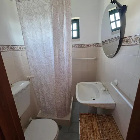 Cantinho Nas Varzeas Лоле